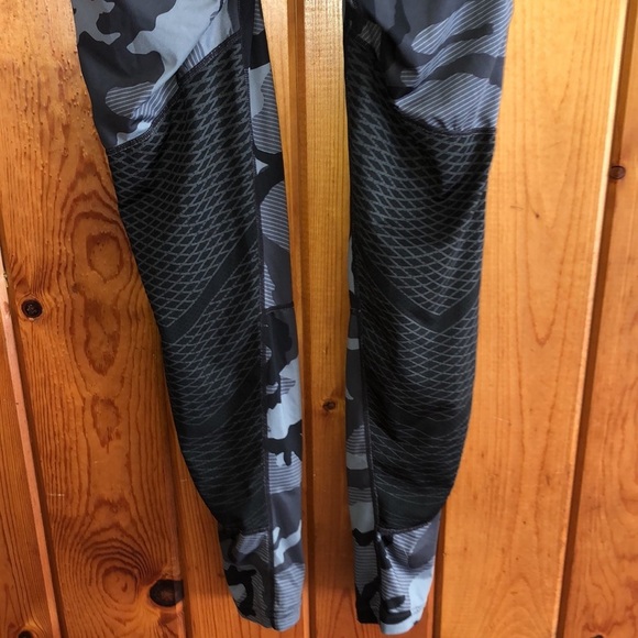 Men’s Nike pro gray Camo leggings training pants sports pants size large workout - Picture 7 of 9